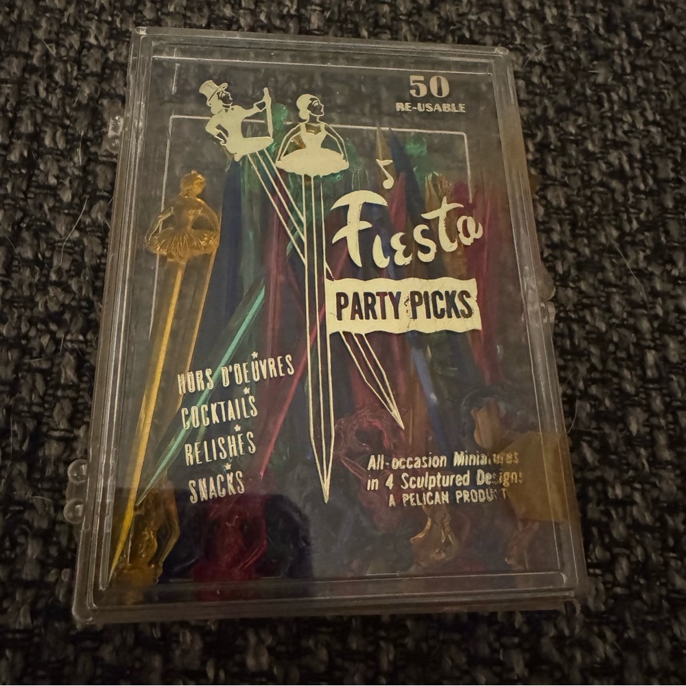 Pelican Fiesta Party Picks Vintage‎ Mid Century Barware Case With 31 Picks